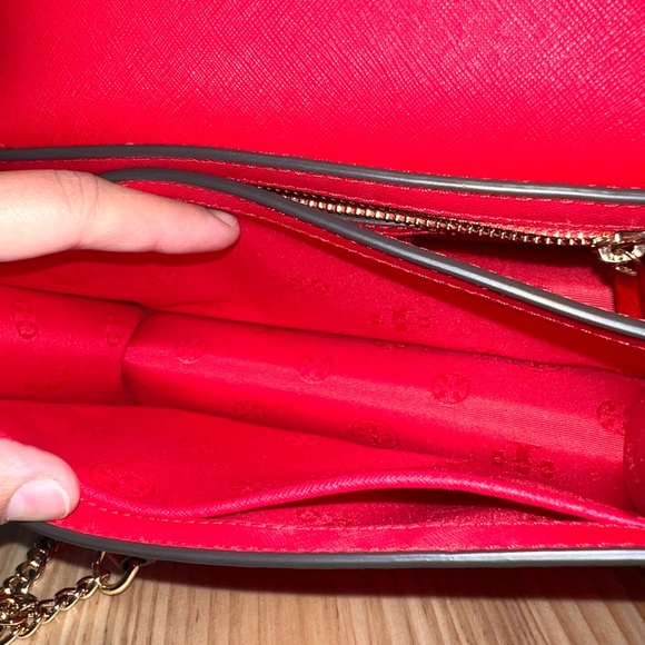 Tory Burch Red Emerson Envelope Adjustable Chain Shoulder Bag - Picture 9 of 13